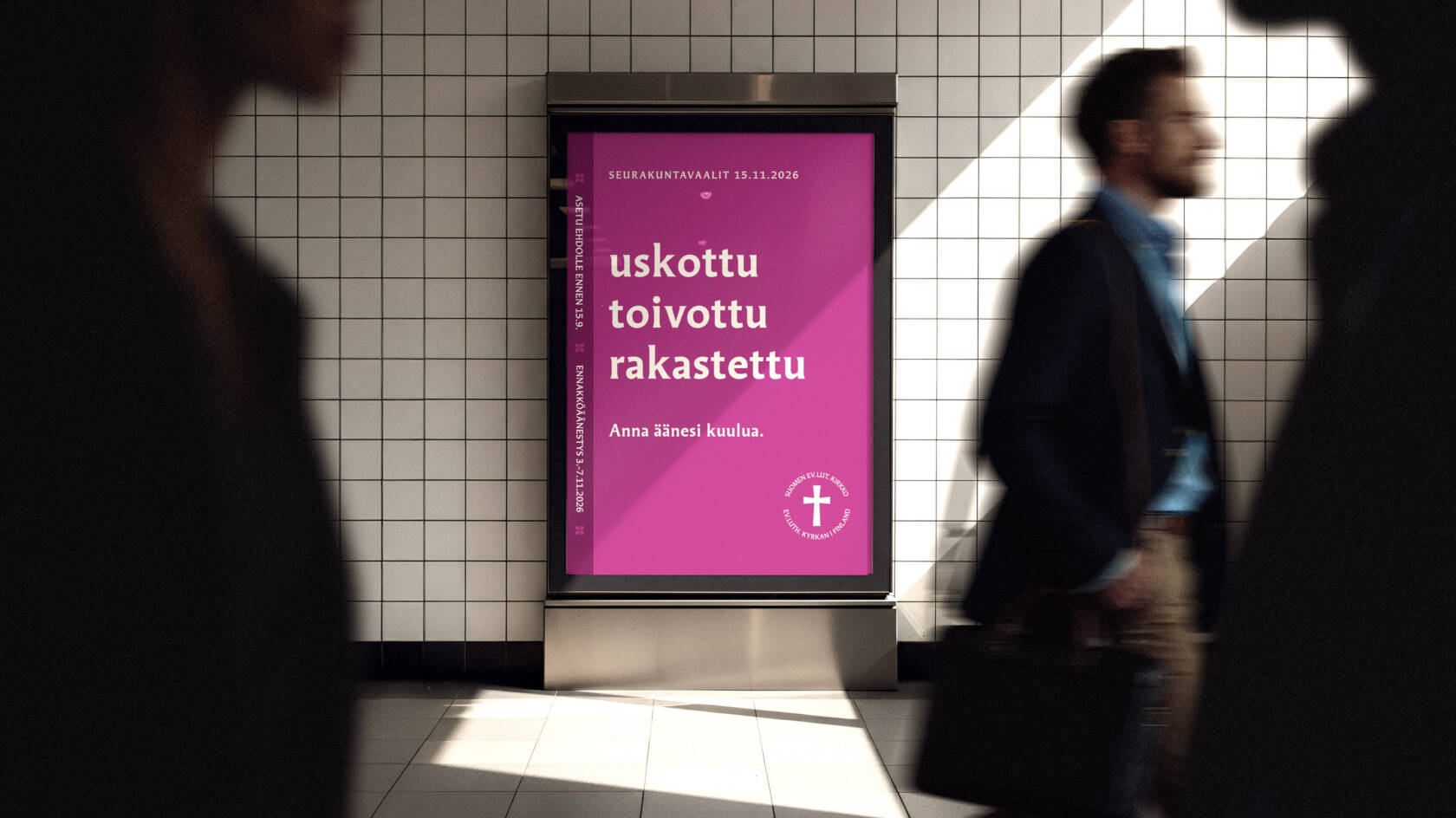 uskottu, toivottu, rakastettu, seurakuntavaalit, mies, infotaulu